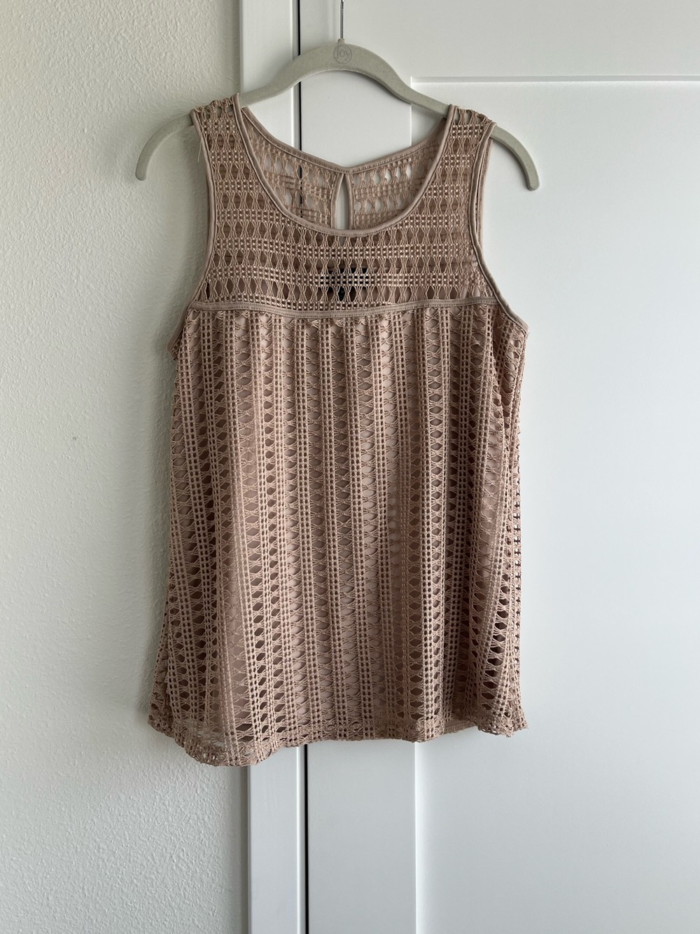 Sleeveless Crochet Lace Tank Top